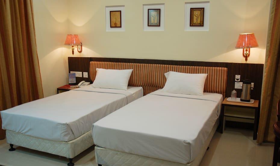 Hotel Sitara Royal 하이데라바드 외부 사진